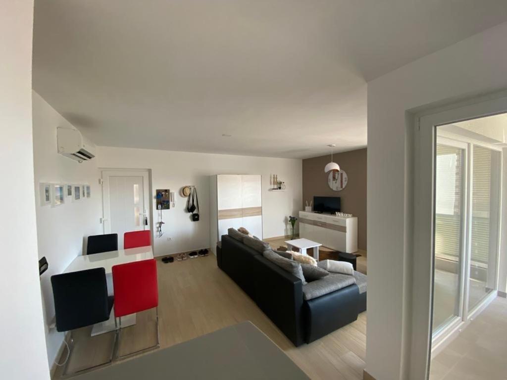 Apartman Erika Nin Eksteriør bilde